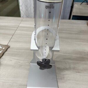 Dog/Cat/Bird Food dispenser in Used condition